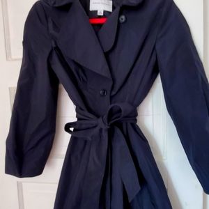 Lightweight Water Resistant Trenchcoat